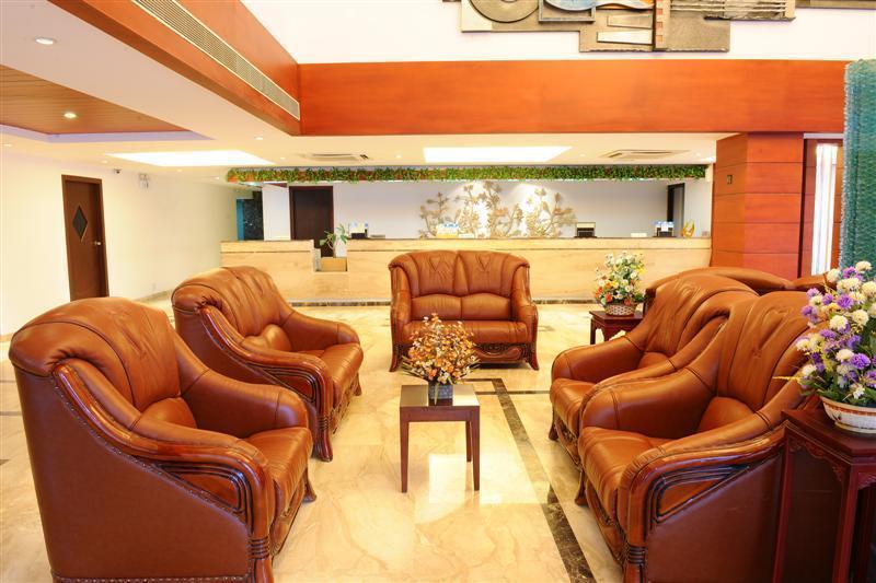 Palayankottai Rr Inn מראה חיצוני תמונה